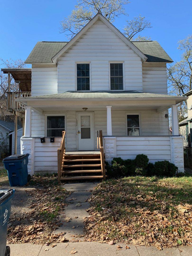 Apartment for rent at 1332 Poplar Place, Kalamazoo, MI 49001