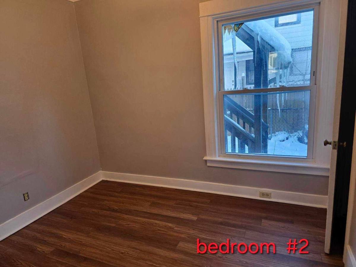 Apartment for rent at 1332 Poplar Place, Kalamazoo, MI 49001