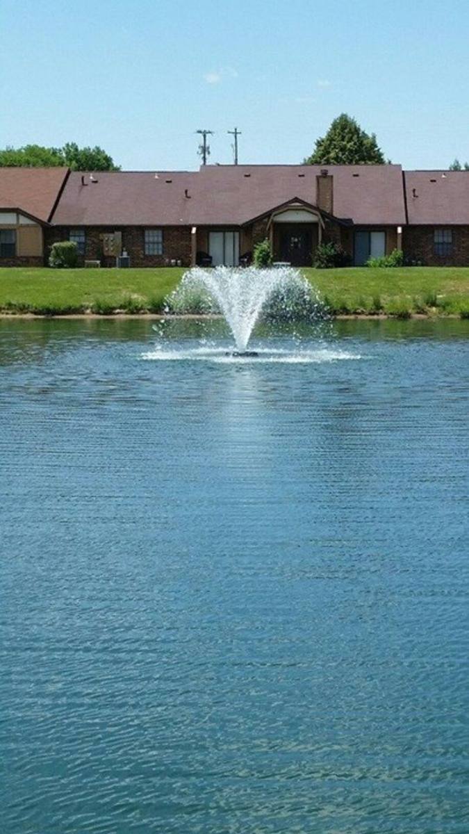 Apartment for rent at 1808 N Cross Lakes Circle #H, Anderson, IN 46012