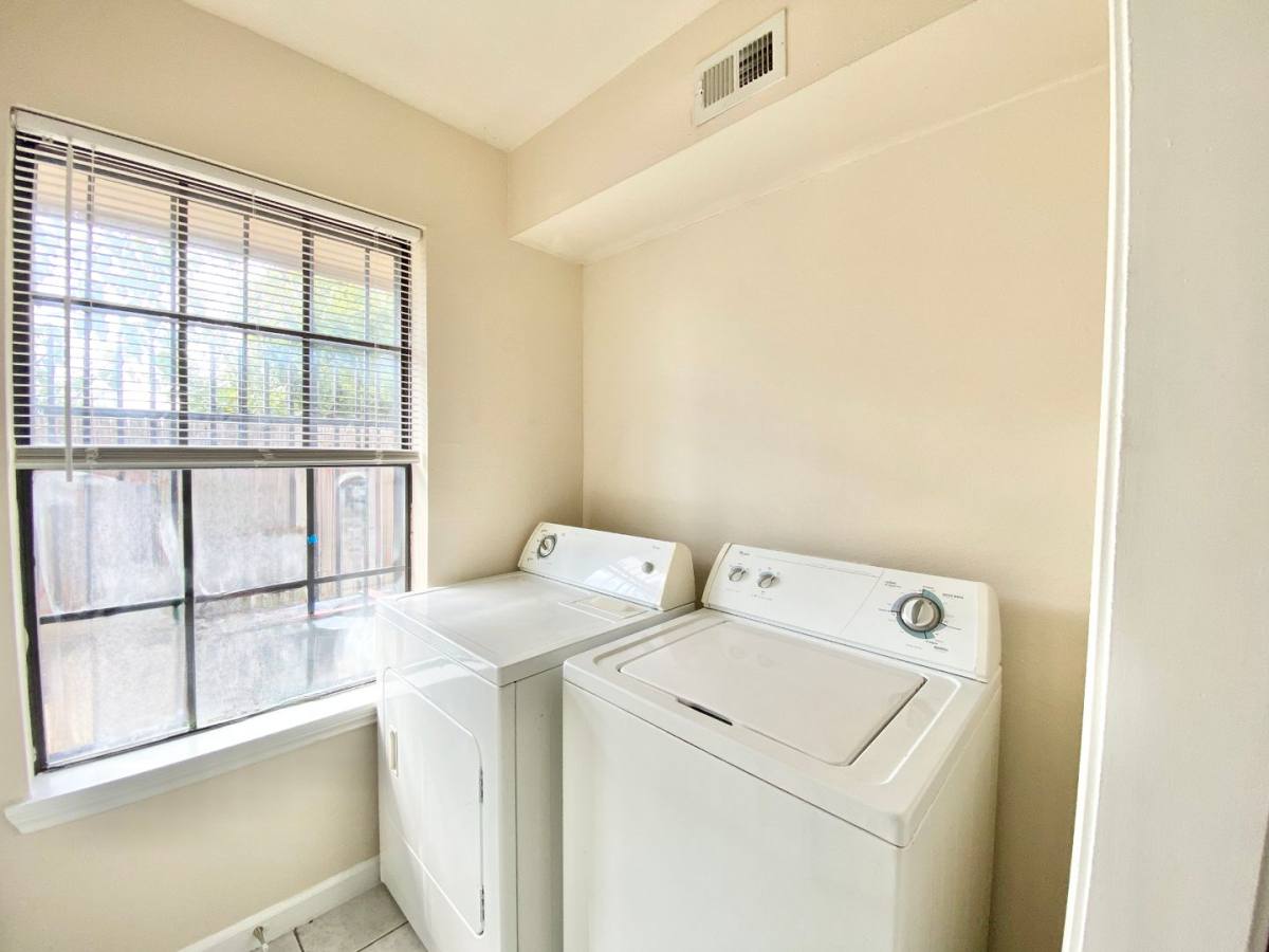 Apartment for rent at 8001C Rothington Rd, Dallas, TX 75227