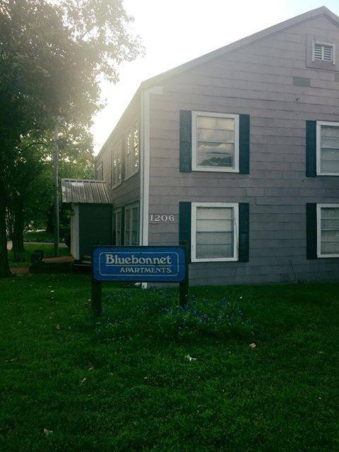 Apartment for rent at 1206 20th St, Huntsville, TX 77340