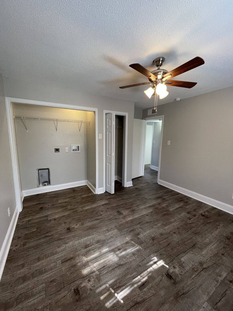 Apartment for rent at 2000 Dutch Valley Dr, Knoxville, TN 37918