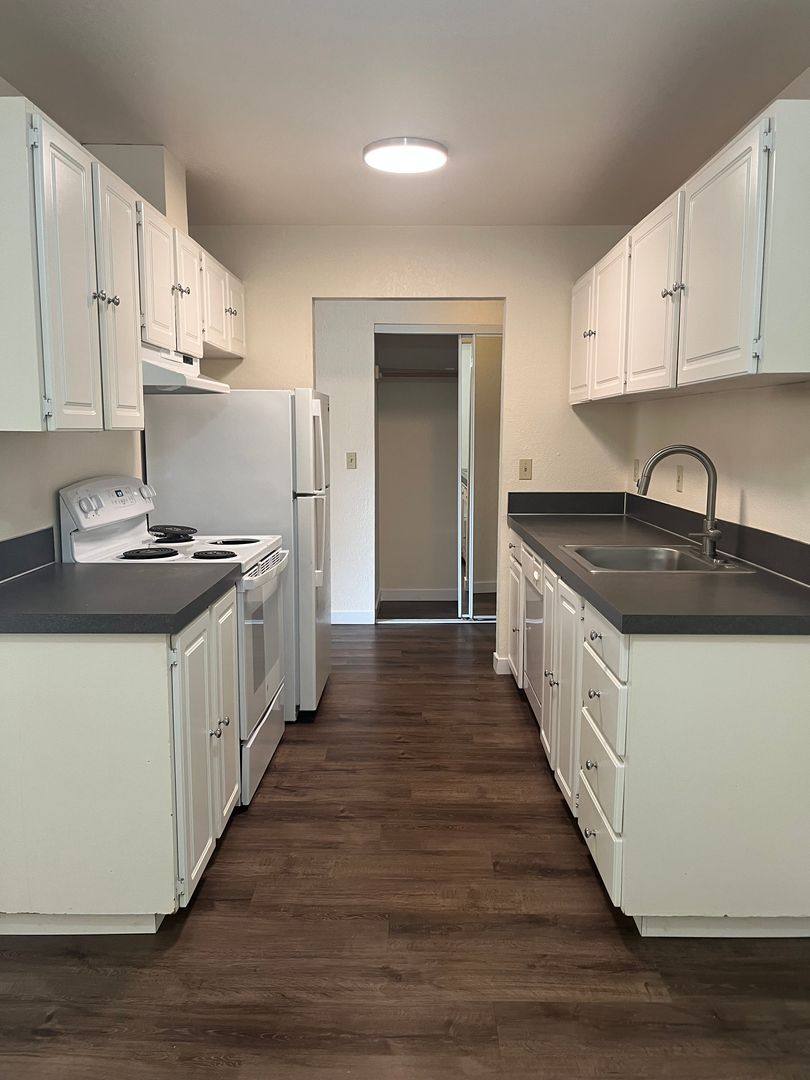 Apartment for rent at 3011, 3015 NE, Seattle, WA 98125