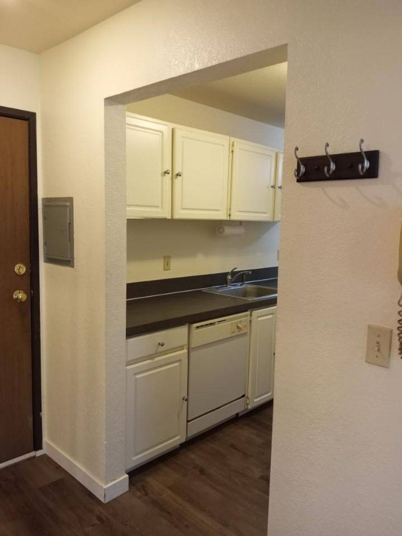 Apartment for rent at 3011, 3015 NE, Seattle, WA 98125