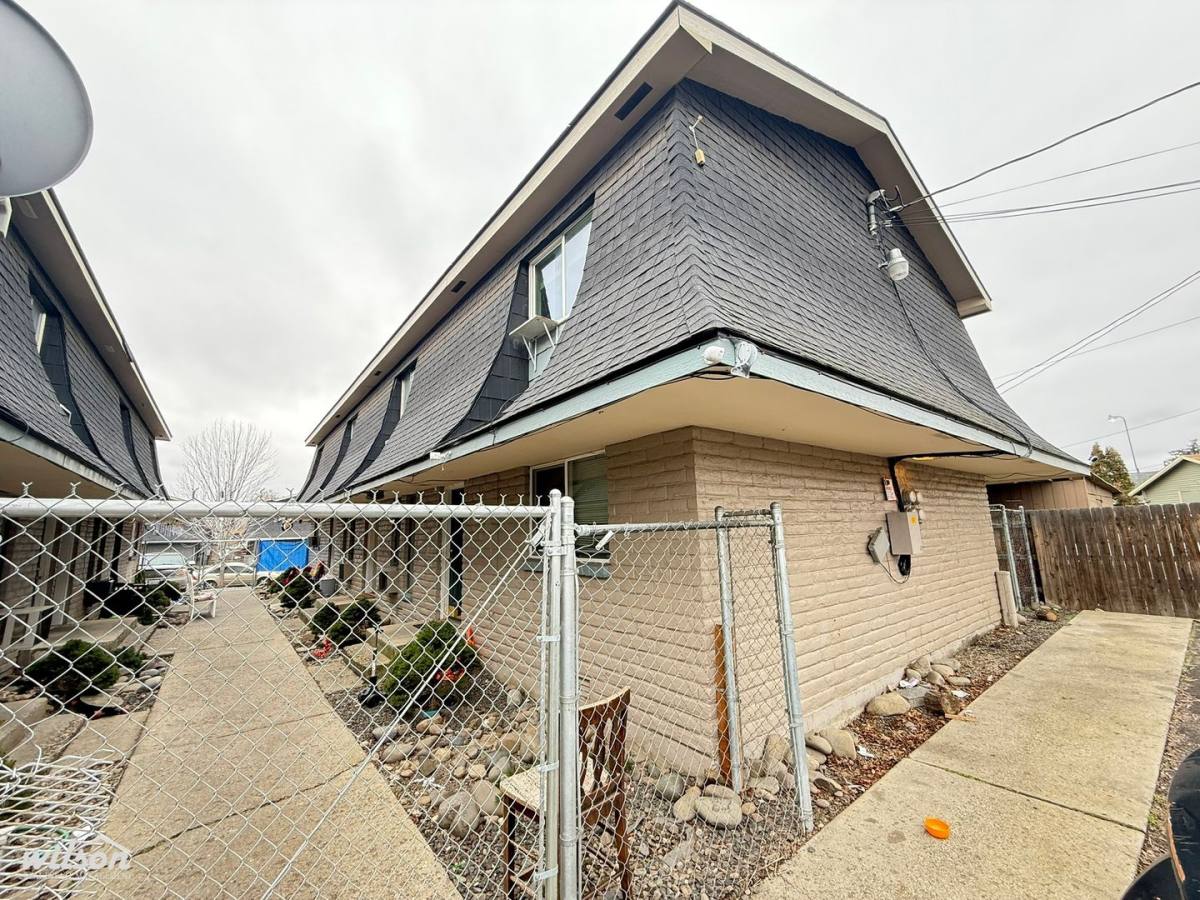 Apartment for rent at 1403-1405 Roosevelt Ave, Yakima, WA 98902