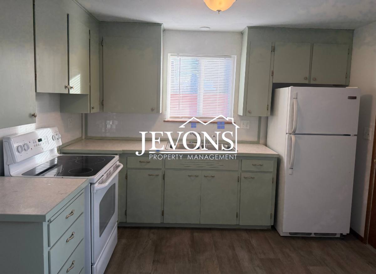 House for rent at 1418 Cornell Ave, Yakima, WA 98902