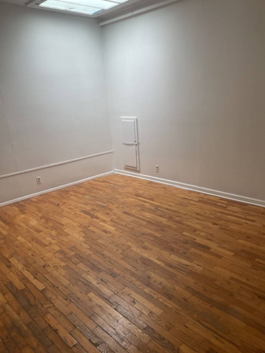 Apartment for rent at 734 1 2 Massachusetts St, Lawrence, KS 66044