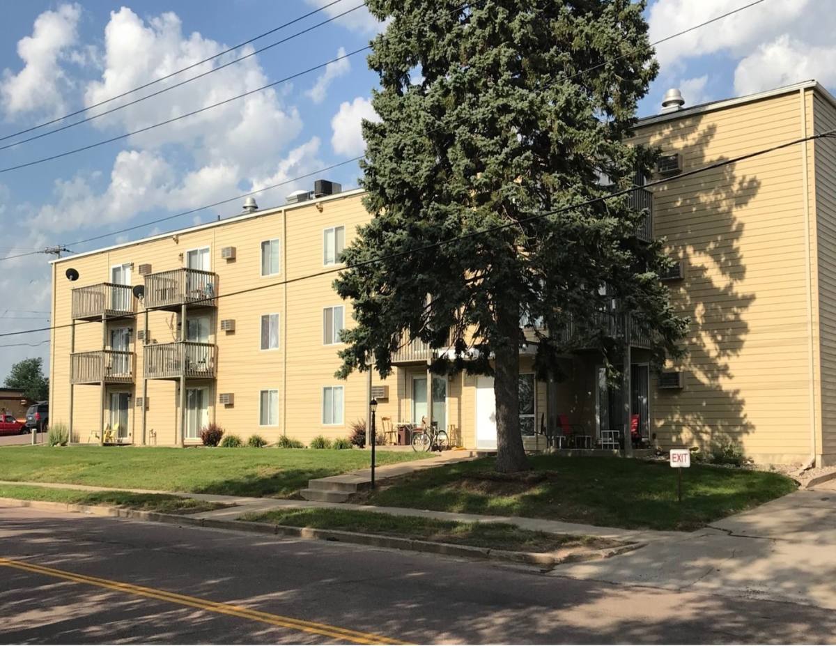 Apartment for rent at 111 N Cleveland Ave, Sioux Falls, SD 57103