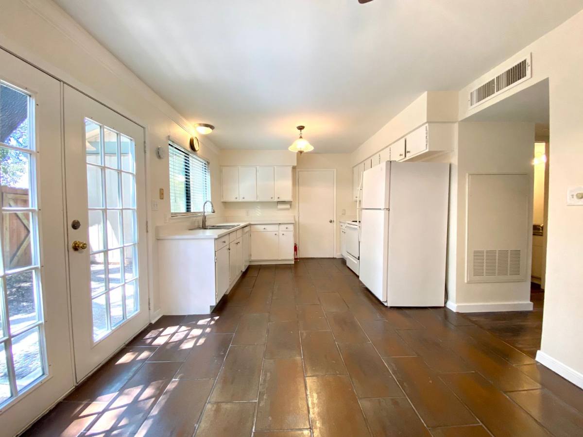 Townhouse for rent at 9535 Quail Village Lane, Austin, TX 78758