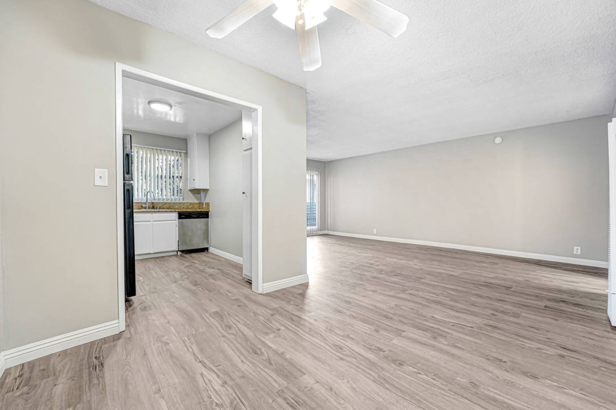 Apartment for rent at 1760 State St, South Pasadena, CA 91030