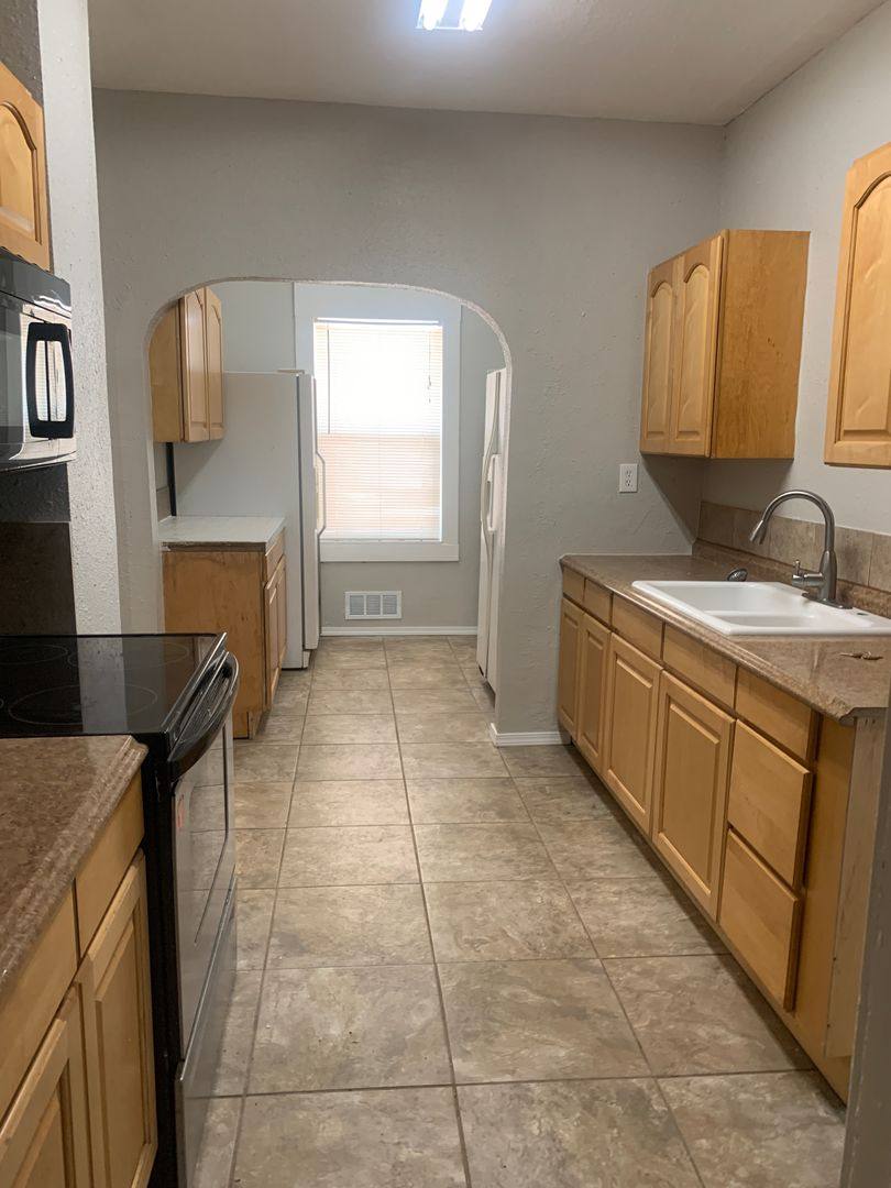 Apartment for rent at 1400 7th Ave, Greeley, CO 80631