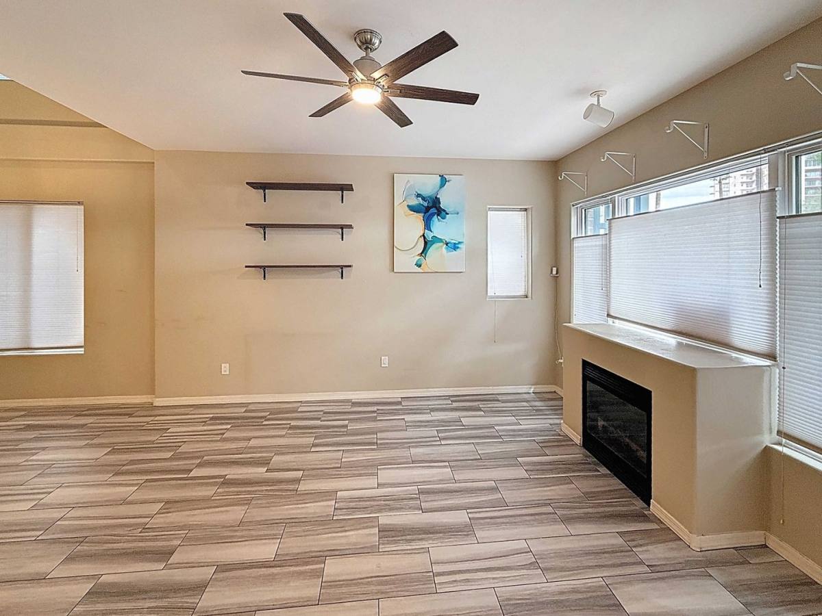 Townhouse for rent at 16 W Encanto Blvd, Phoenix, AZ 85003