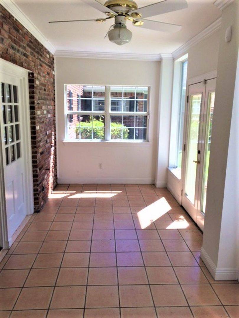 House for rent at 7656 Rienzi Blvd, Baton Rouge, LA 70809
