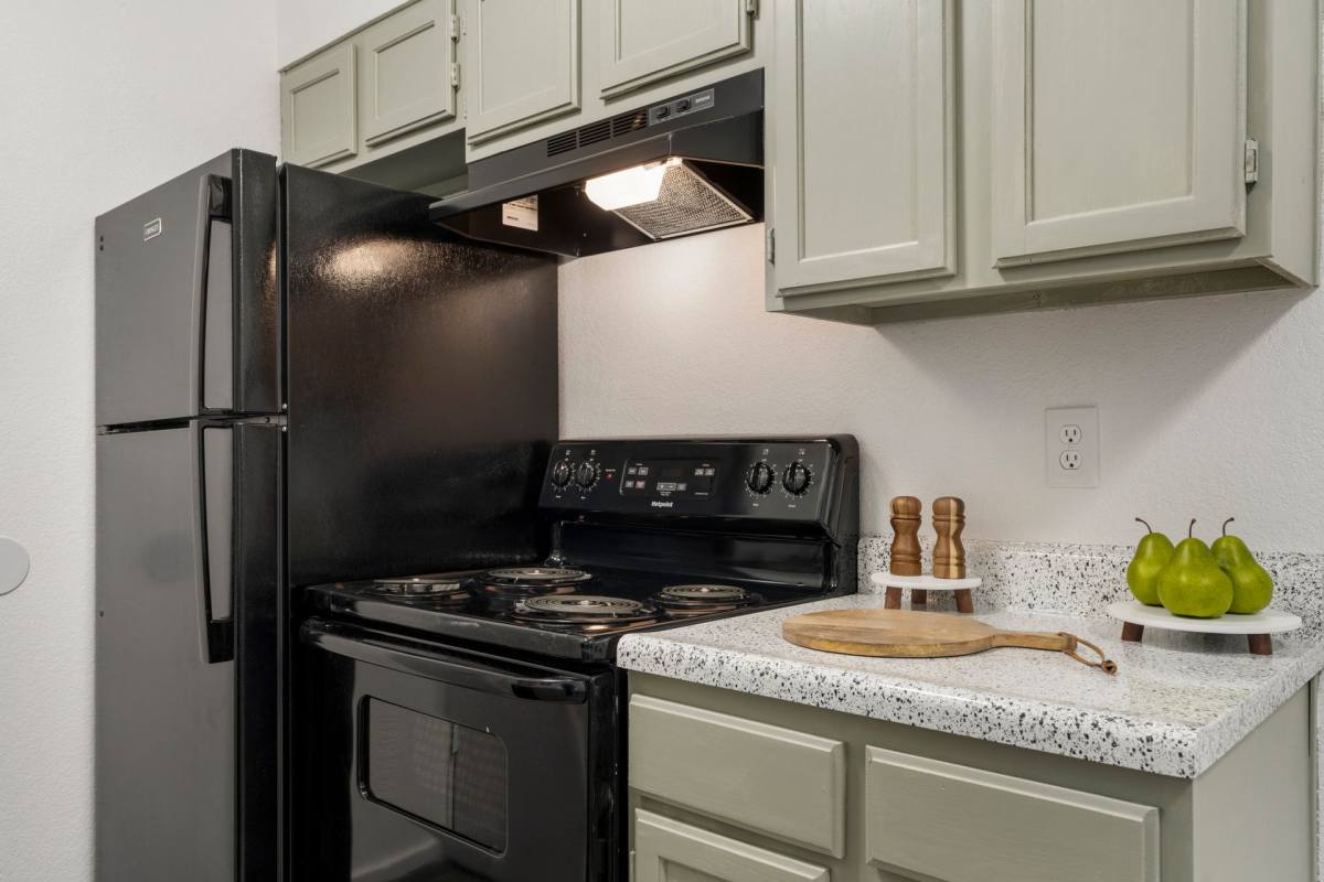 Apartment for rent at 3001 Oak Tree Ave, Norman, OK 73072