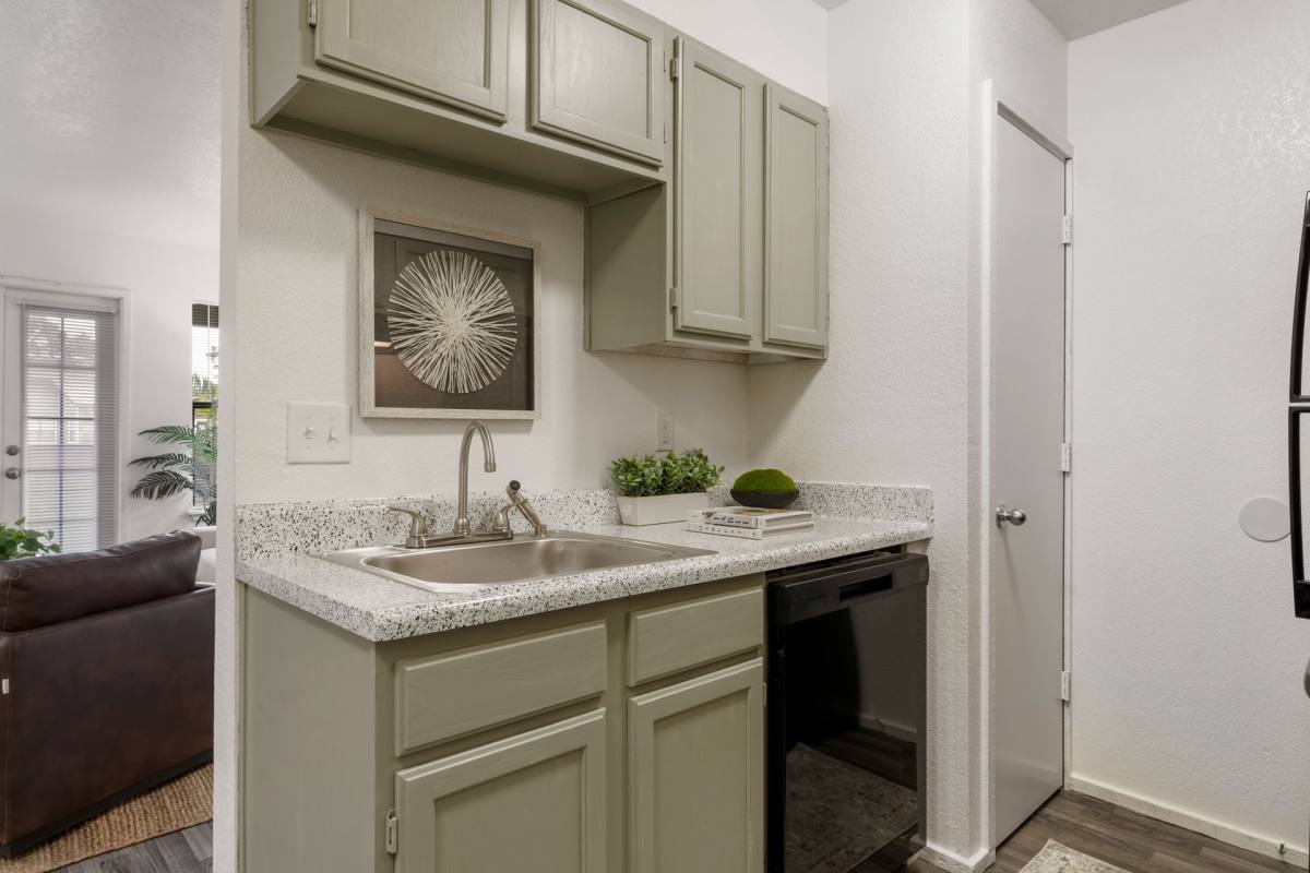 Apartment for rent at 3001 Oak Tree Ave, Norman, OK 73072