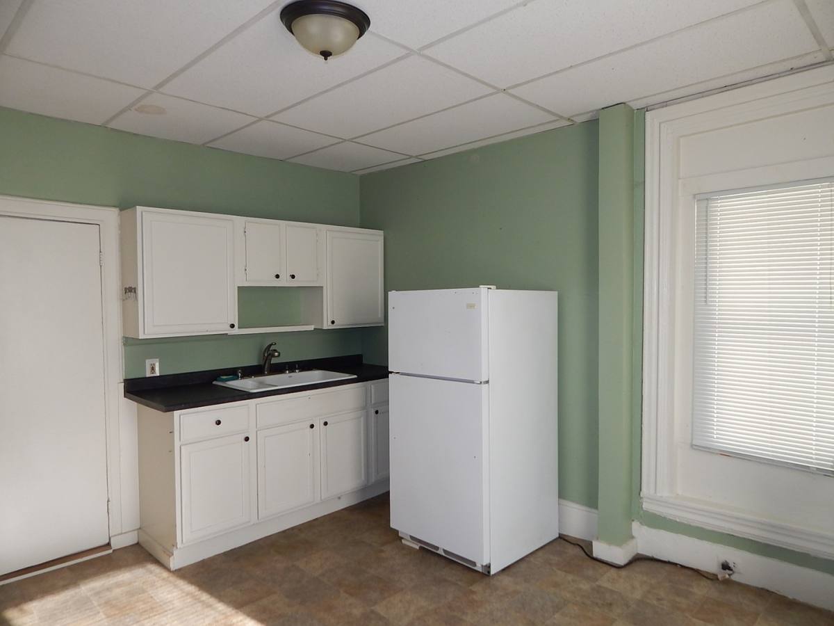 Apartment for rent at 157 Forest Ave, Bangor, ME 04401
