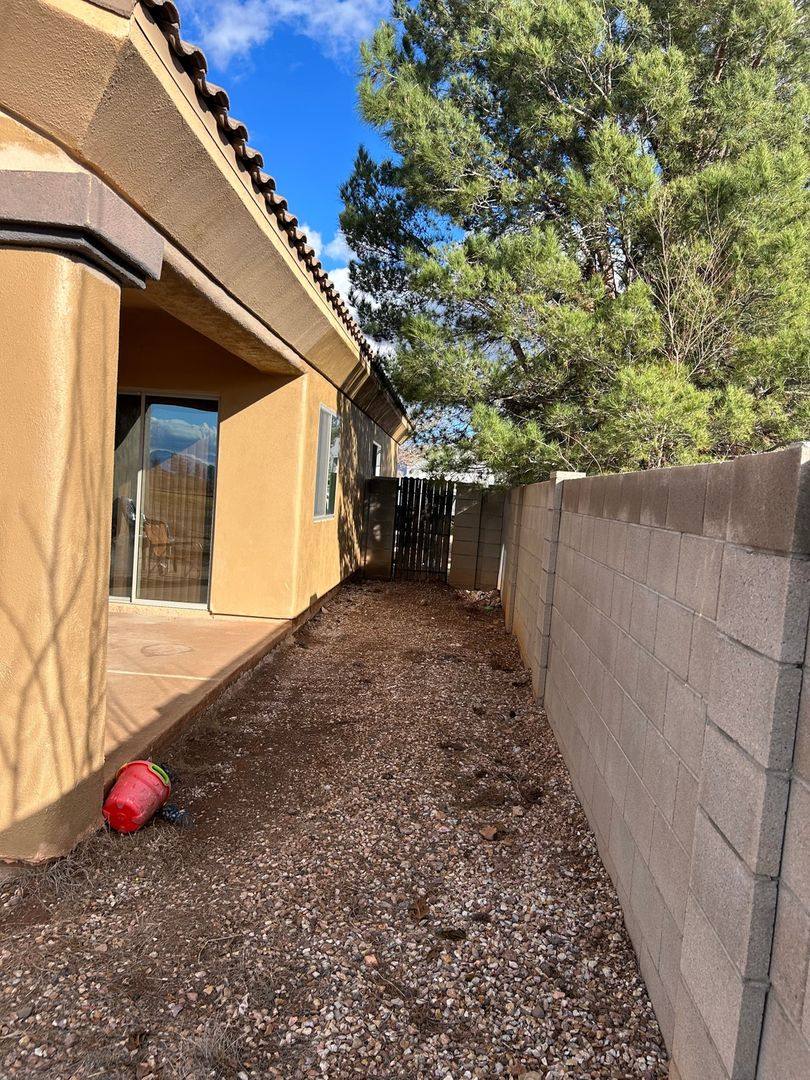 House for rent at 3610 Camino Del Rancho, Douglas, AZ 85607