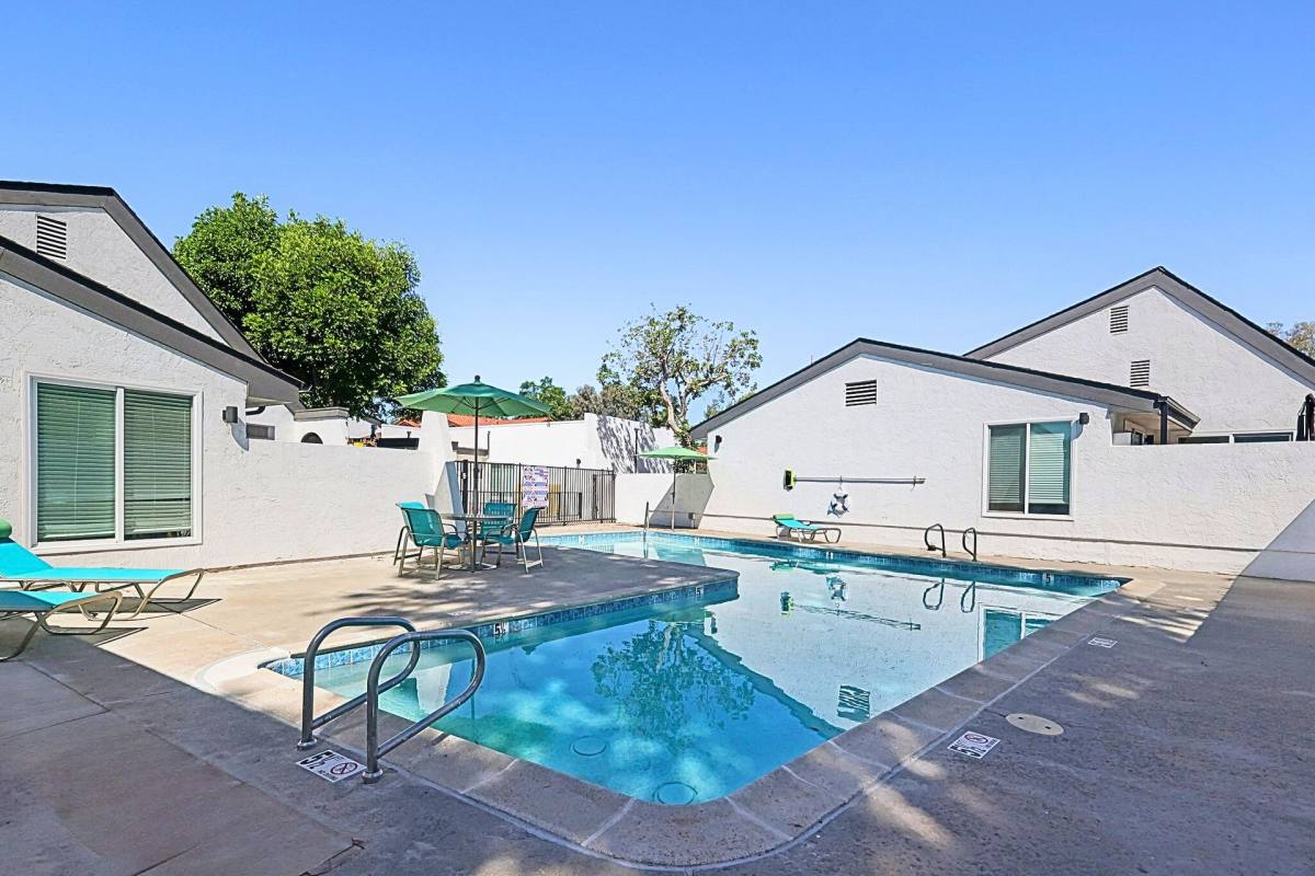 Apartment for rent at 1701 S Juniper St, Escondido, CA 92025