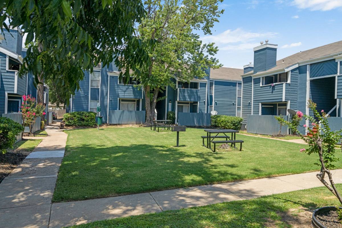 Apartment for rent at 4739 S Fulton Ave, Tulsa, OK 74135