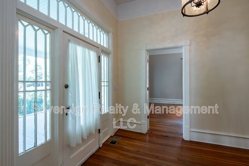 House for rent at 765 Woodland Ave SE, Atlanta, GA 30316