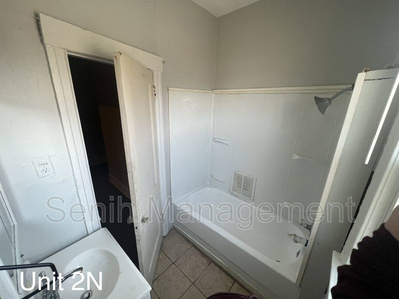 House for rent at 3980 Helen St, Detroit, MI 48207