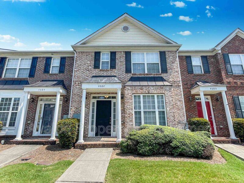 House for rent at 4682 Liberty Square Dr, Acworth, GA 30101