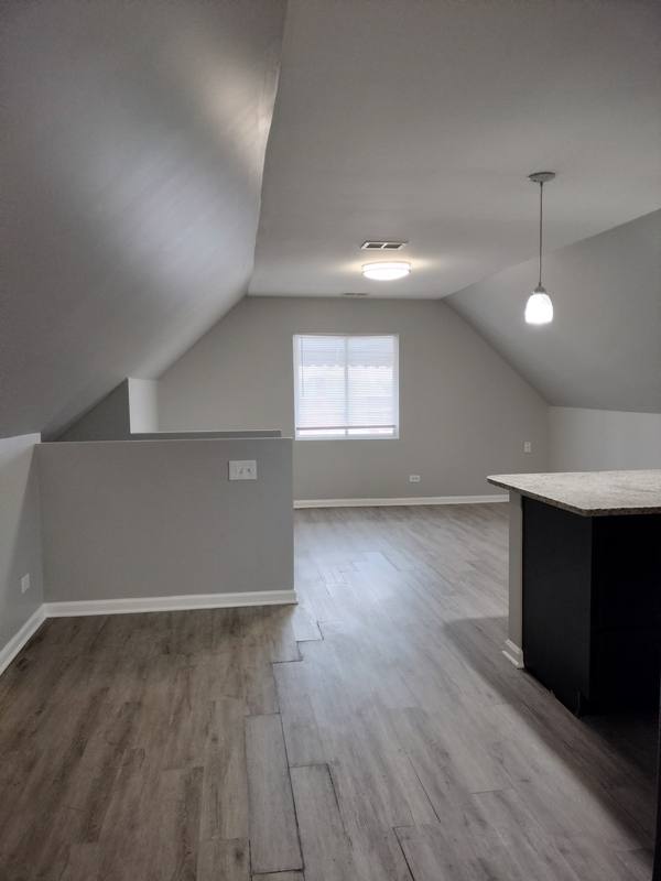 Apartment for rent at 8320 S Muskegon Ave #3, Chicago, IL 60617