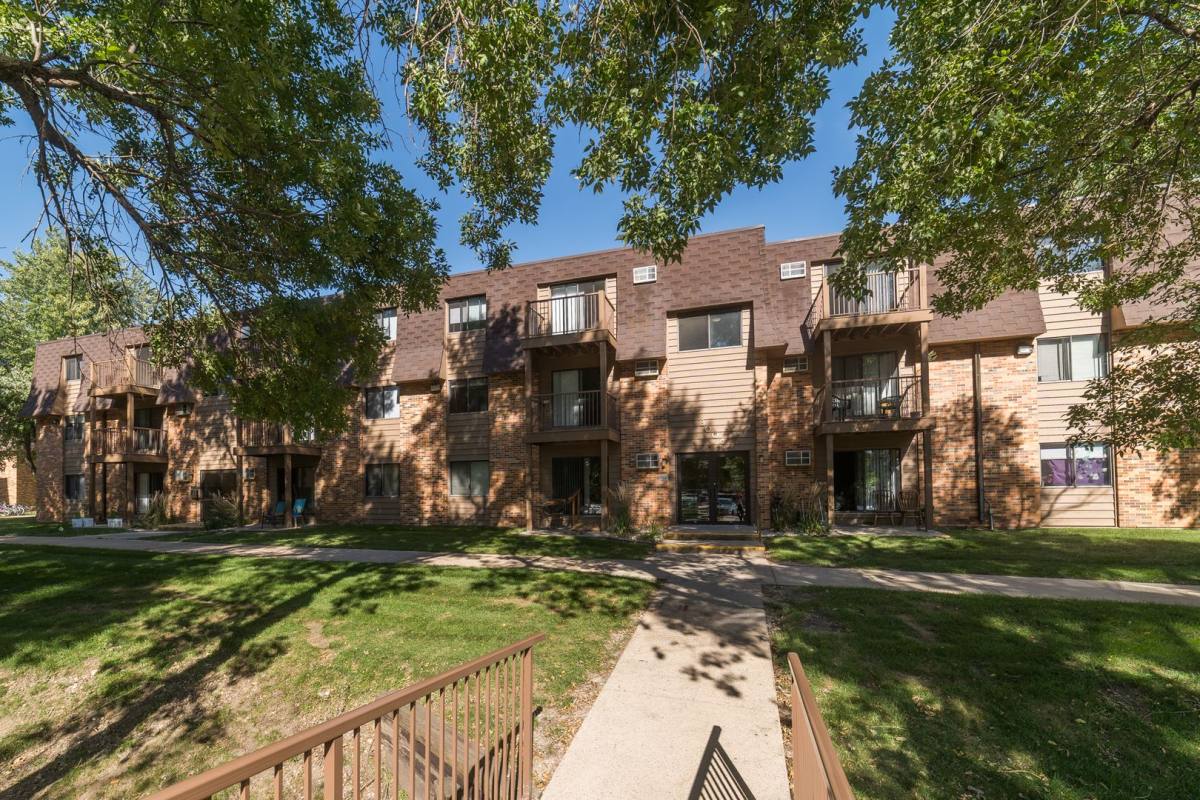 Apartment for rent at 2900 S Louise Ave, Sioux Falls, SD 57106