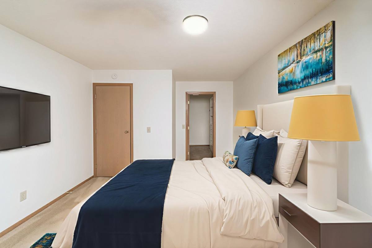 Apartment for rent at 2900 S Louise Ave, Sioux Falls, SD 57106
