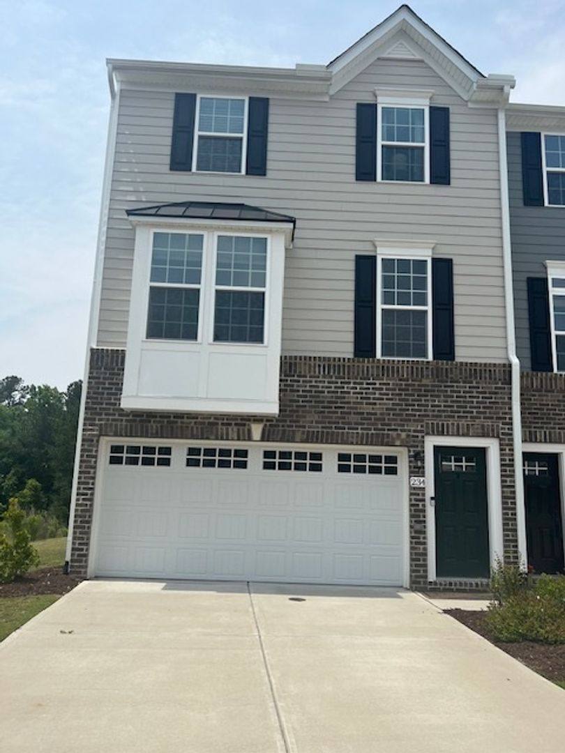 Townhouse for rent at 234 Tamworth Creek, Durham, NC 27707