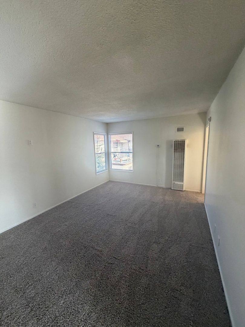 Apartment for rent at 13840 Christine Dr, Whittier, CA 90605