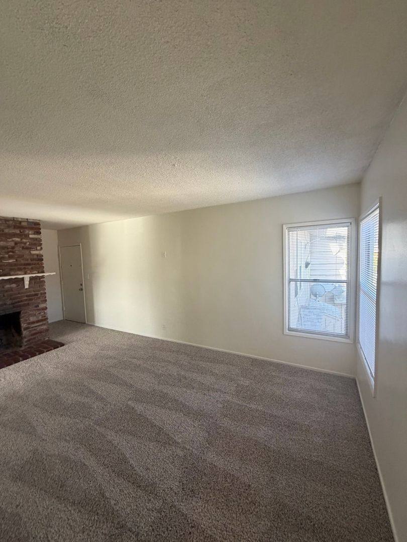 Apartment for rent at 13840 Christine Dr, Whittier, CA 90605