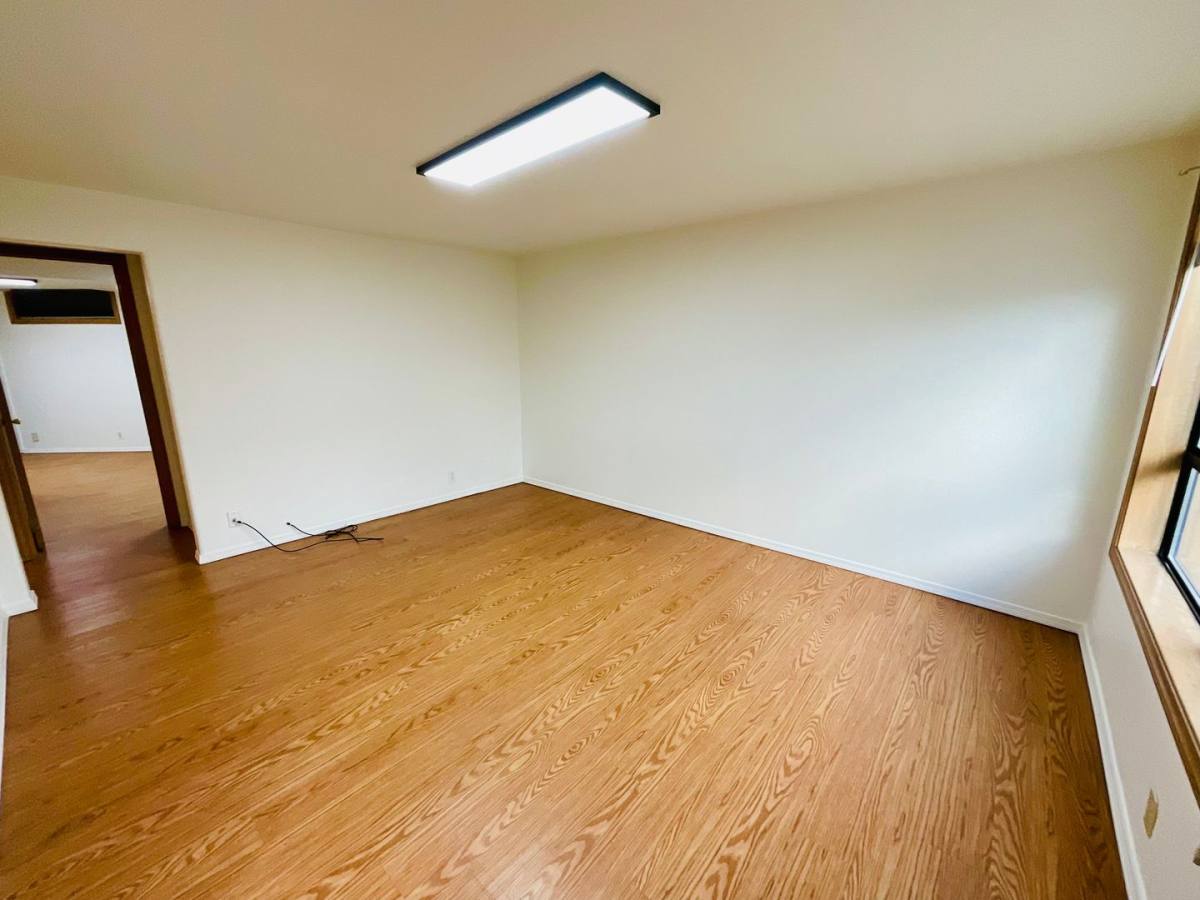 Apartment for rent at 5409 Ivanhoe, Seattle, WA 98105