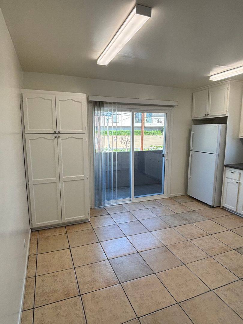 Apartment for rent at 841 W 5th St, San Pedro, CA 90731