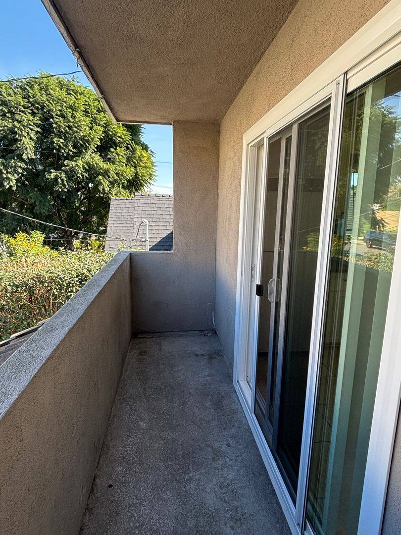Apartment for rent at 841 W 5th St, San Pedro, CA 90731