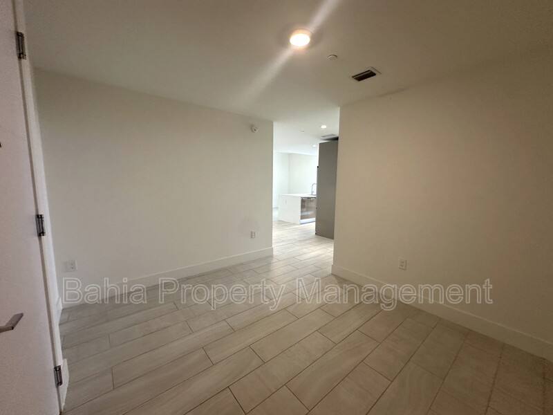 Apartment for rent at 2000 Metropica Way #1401, Fort Lauderdale, FL 33323