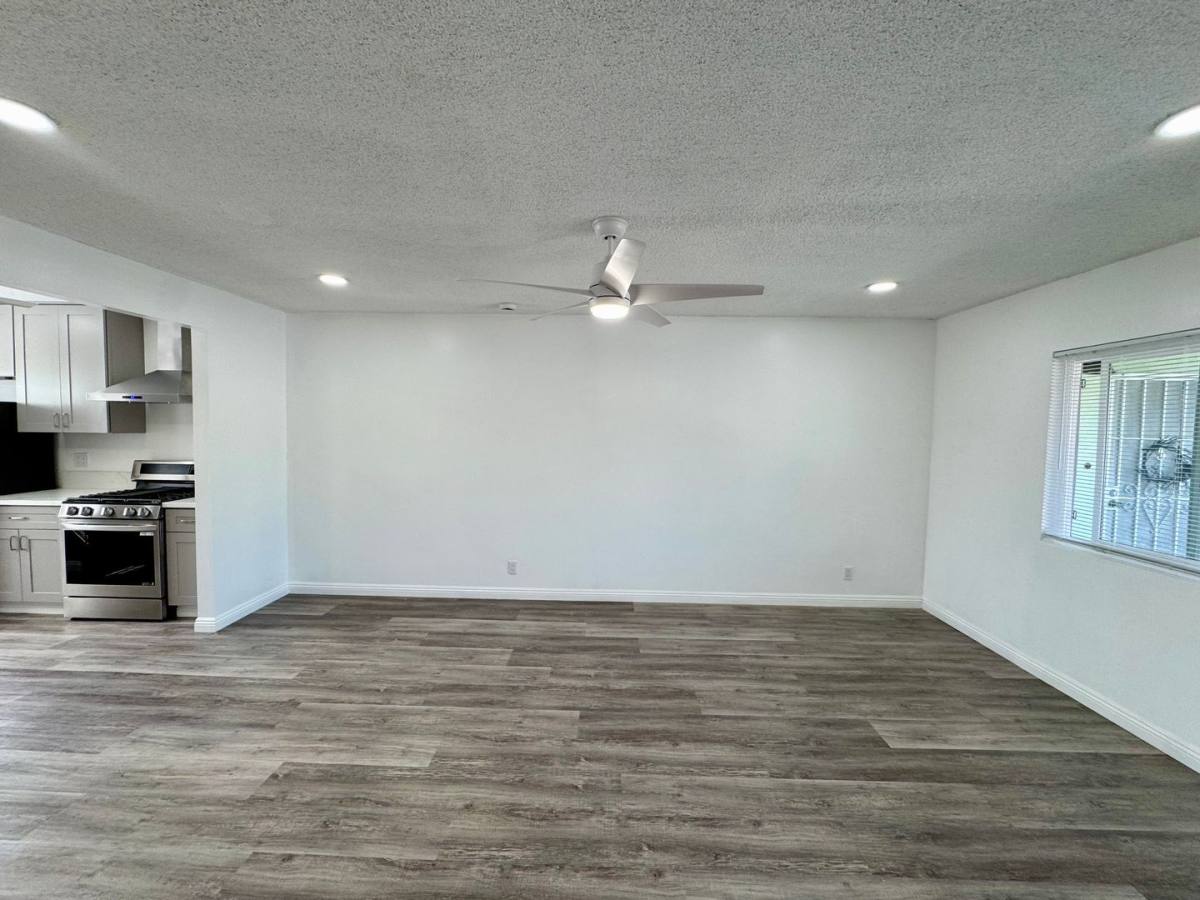 Apartment for rent at 1027 Roswell Ave #4, Long Beach, CA 90804