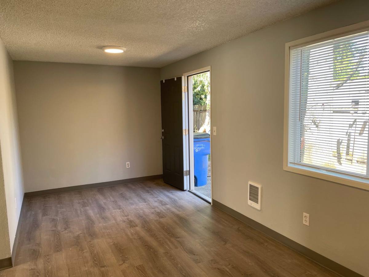 Townhouse for rent at 14616 SE 1st St, Vancouver, WA 98684