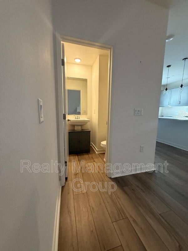 Townhouse for rent at 5480 Shorefront Dr #163, San Diego, CA 92154