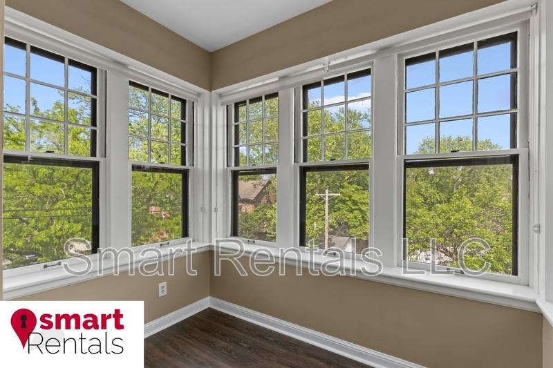 Apartment for rent at 4101 Flad Ave #B, Saint Louis, MO 63110