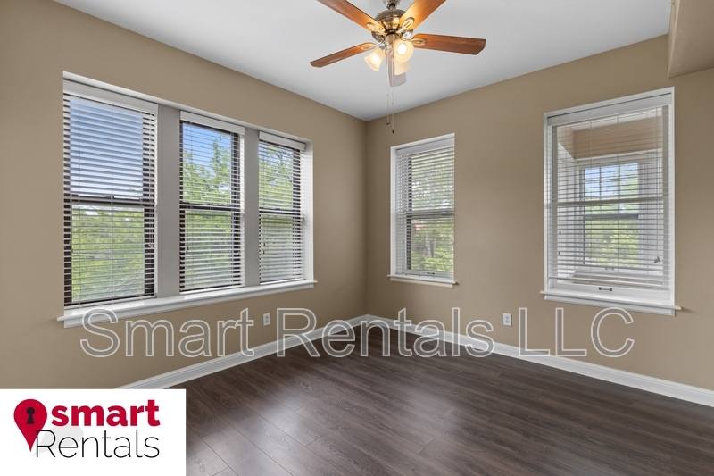 Apartment for rent at 4101 Flad Ave #B, Saint Louis, MO 63110