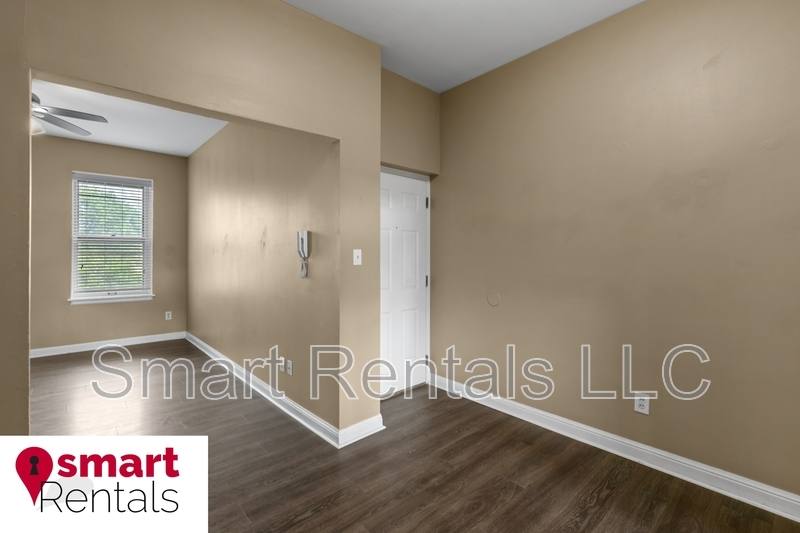 Apartment for rent at 4101 Flad Ave #B, Saint Louis, MO 63110