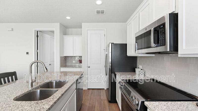 Townhouse for rent at 2133 Hofstaat, New Braunfels, TX 78130