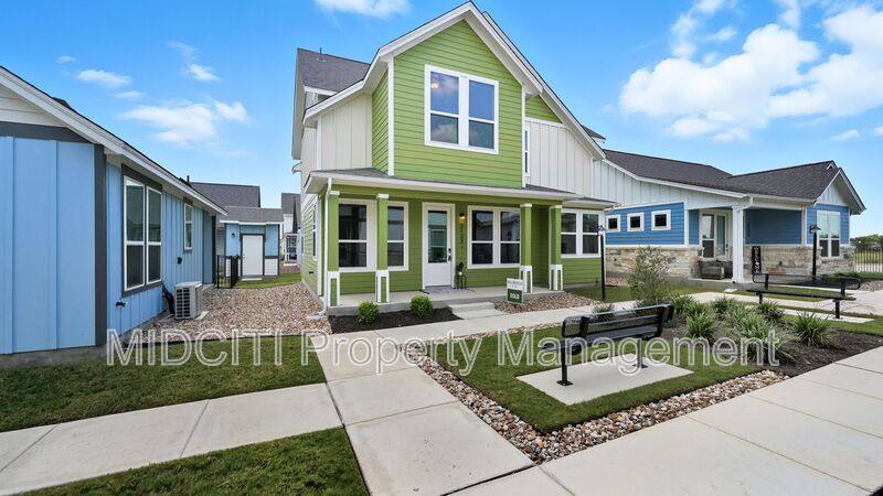 Townhouse for rent at 2133 Hofstaat, New Braunfels, TX 78130