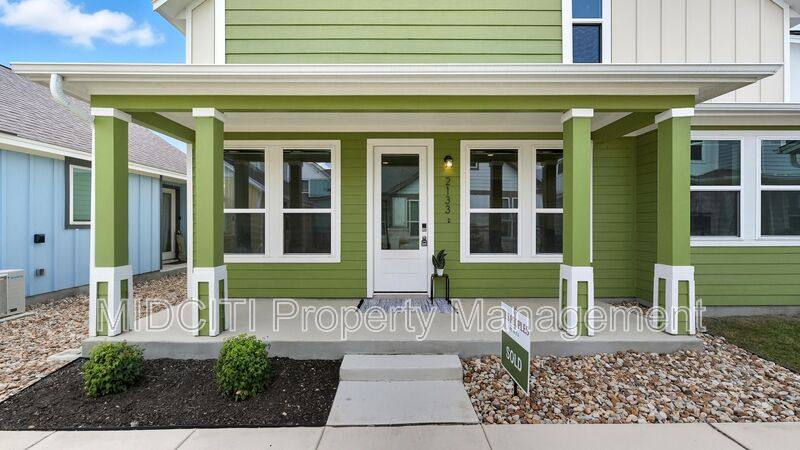Townhouse for rent at 2133 Hofstaat, New Braunfels, TX 78130