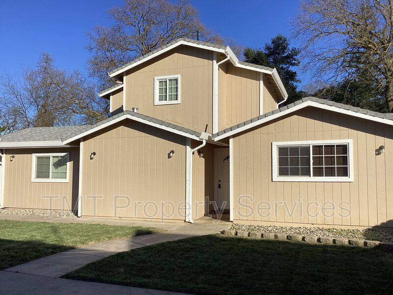 House for rent at 10087 Emerald Grove Dr, Elk Grove, CA 95624
