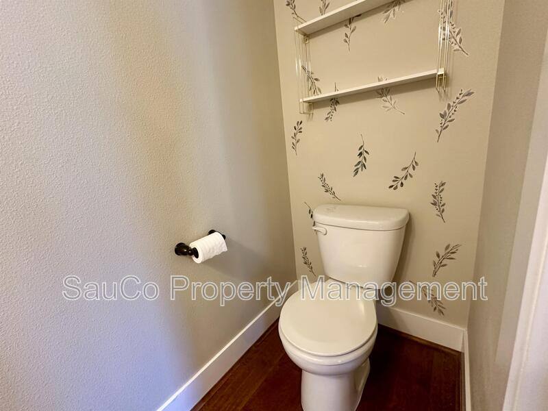 House for rent at 456 SW 203rd Terrace, Beaverton, OR 97006
