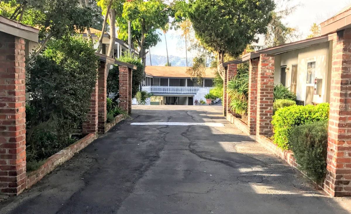 Apartment for rent at 295 Barthe Dr, Pasadena, CA 91103