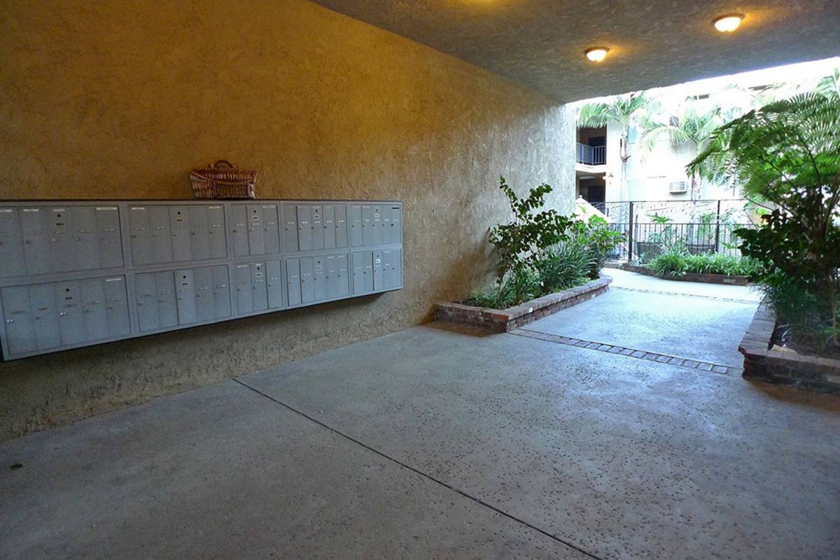 Apartment for rent at 10937 Fruitland Dr, Studio City, CA 91604