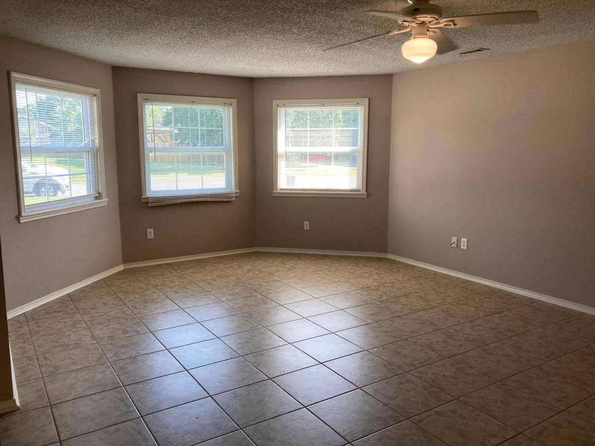 House for rent at 4694 W Dover St, Fayetteville, AR 72704